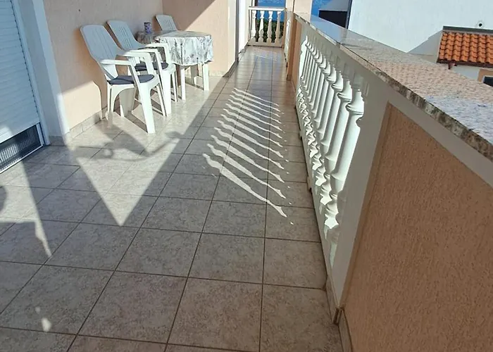 Azik Apartament
